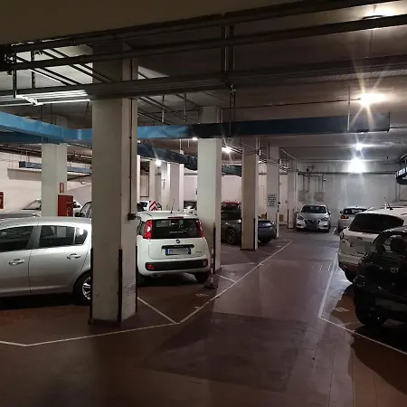Convenient Family With Private Parking Местре