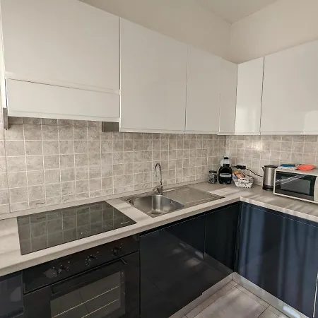 Convenient Family With Private Parking * Местре