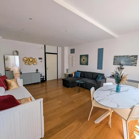 Convenient Family With Private Parking Appartement Mestre